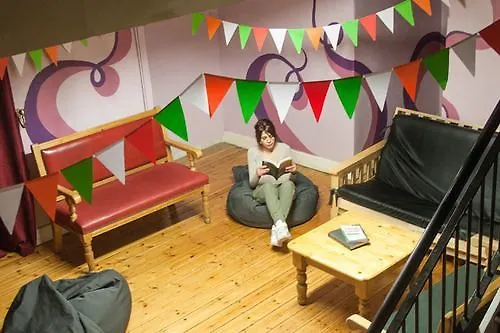 The Four Courts Hostel Dublin 0*,